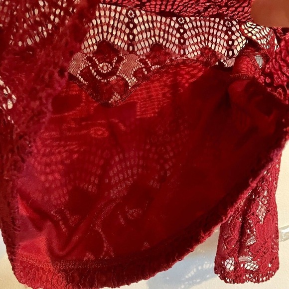 Vintage Forever 21 Large Lace Crop Top Red Long Sleeve Y2K Minimalist - Picture 4 of 8